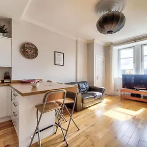 Guestready - Lovely 1 Bedroom Close To Centre Free On-street Parking Edinburgh