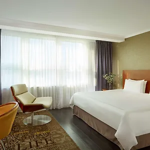Szálloda Park Plaza ****