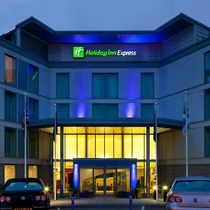 Express London Stansted Airport By Ihg מלון סטאנסטד מאונטפיצ'ט
