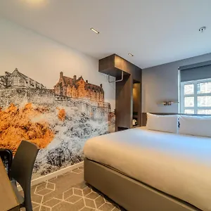 Hotel Km, Edynburg