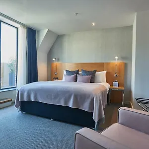 Otel Apex Of