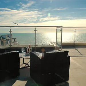 Airhost's Brighton's Diamond Escape With Sea Views Reino Unido