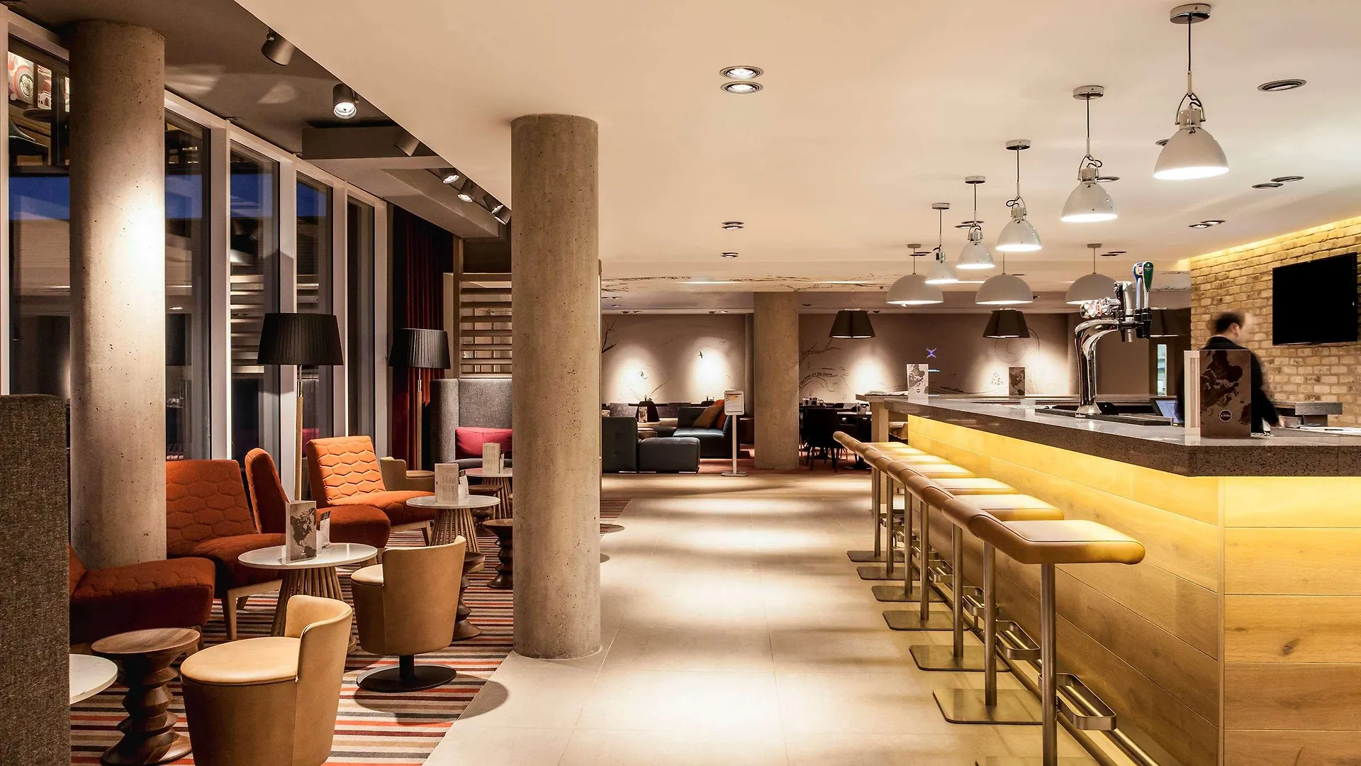 Ibis Edinburgh Centre South Bridge - Royal Mile Hotel 3*,